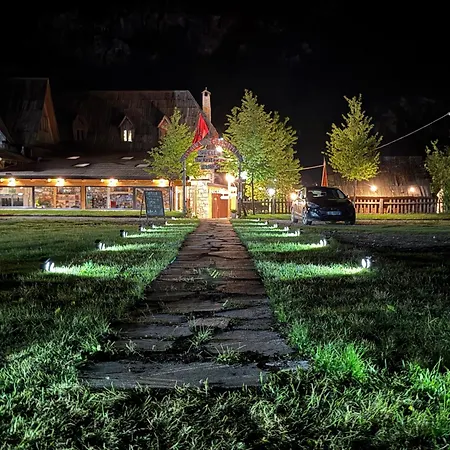 Shpella Maison d'hôtes *