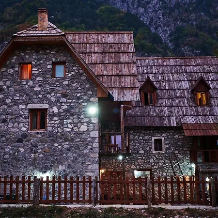 Guest house Shpella Theth