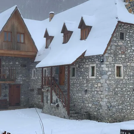 Πανσιόν Shpella *