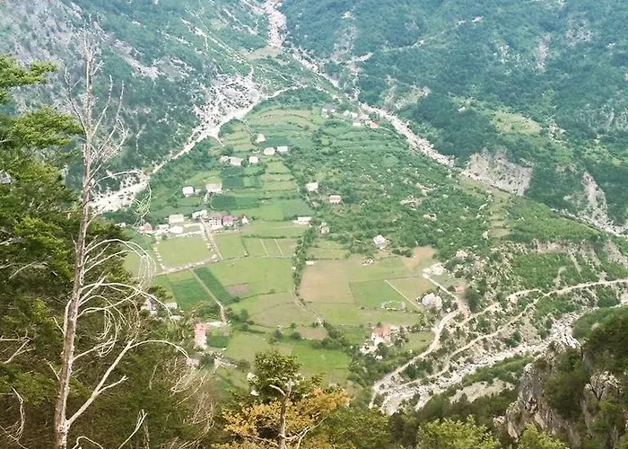 Shpella Maison d'hôtes