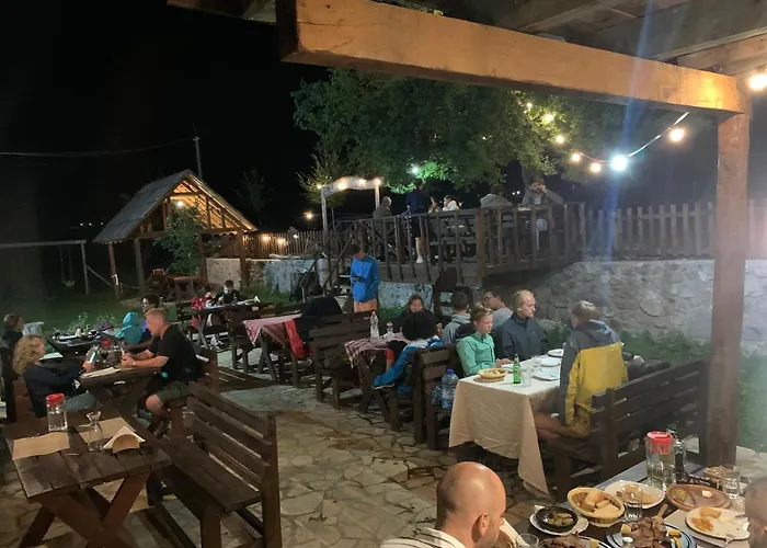 Pensionat Shpella Theth