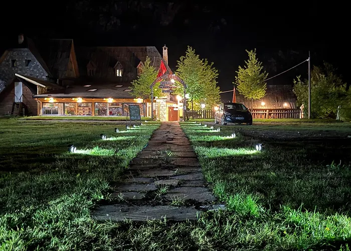 Shpella Guest house *