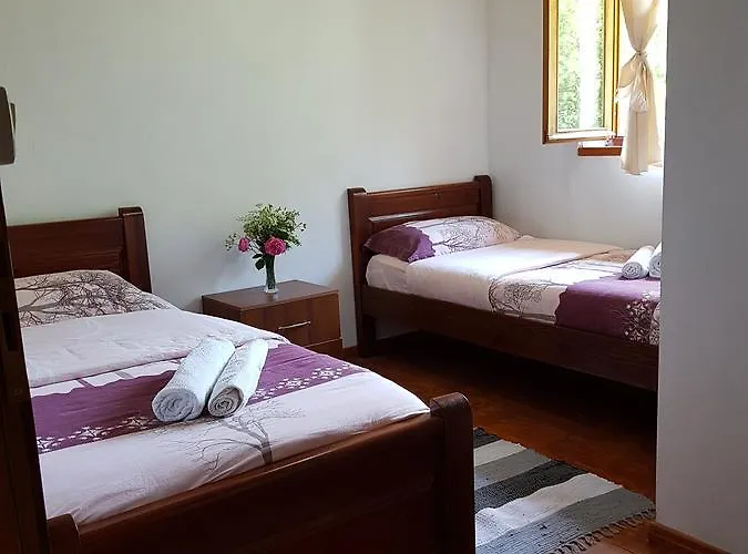 Shpella Guest house Theth